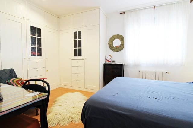 4 slaapkamer Rijtjeshuis te koop in Ciutat Universitària, Elche / Elx met zwembad garage - € 435.750 (Ref: 9762148)