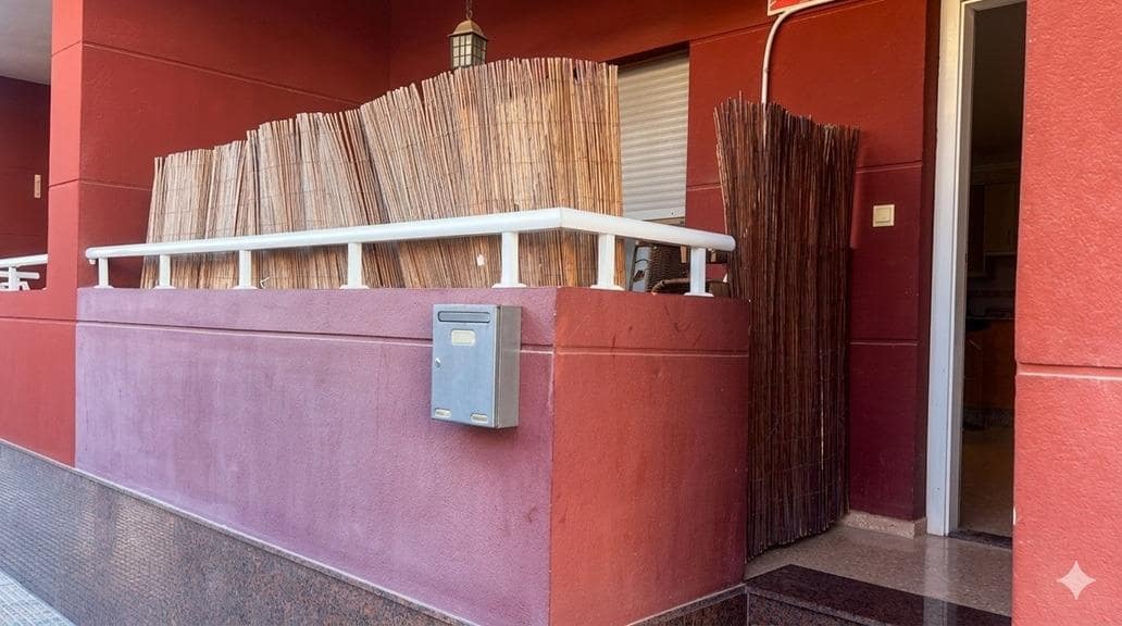 2 soveværelse Lejlighed til salg i Almoradi - € 83.900 (Ref: 9806639)