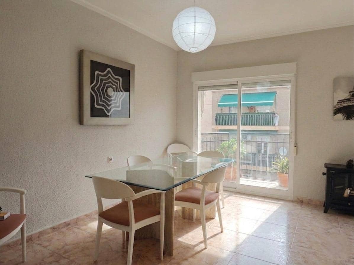 3 makuuhuone Asunto myytävänä paikassa Elche / Elx - 127 000 € (Ref: 9825043)
