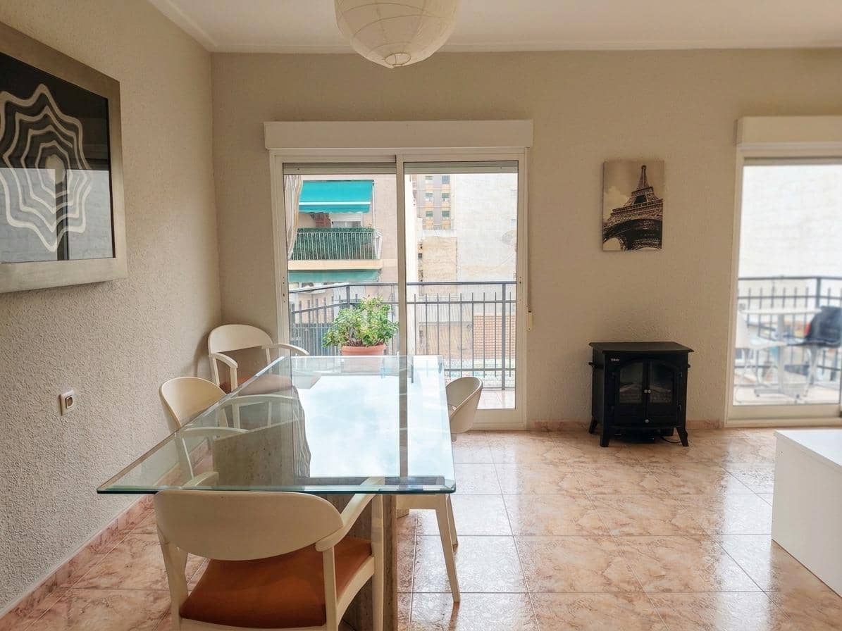 3 makuuhuone Asunto myytävänä paikassa Elche / Elx - 127 000 € (Ref: 9825043)