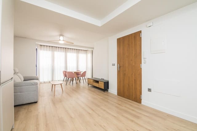 3 sovrum Lägenhet att hyra i Centro, Elche / Elx - 900 € (Ref: 9831721)