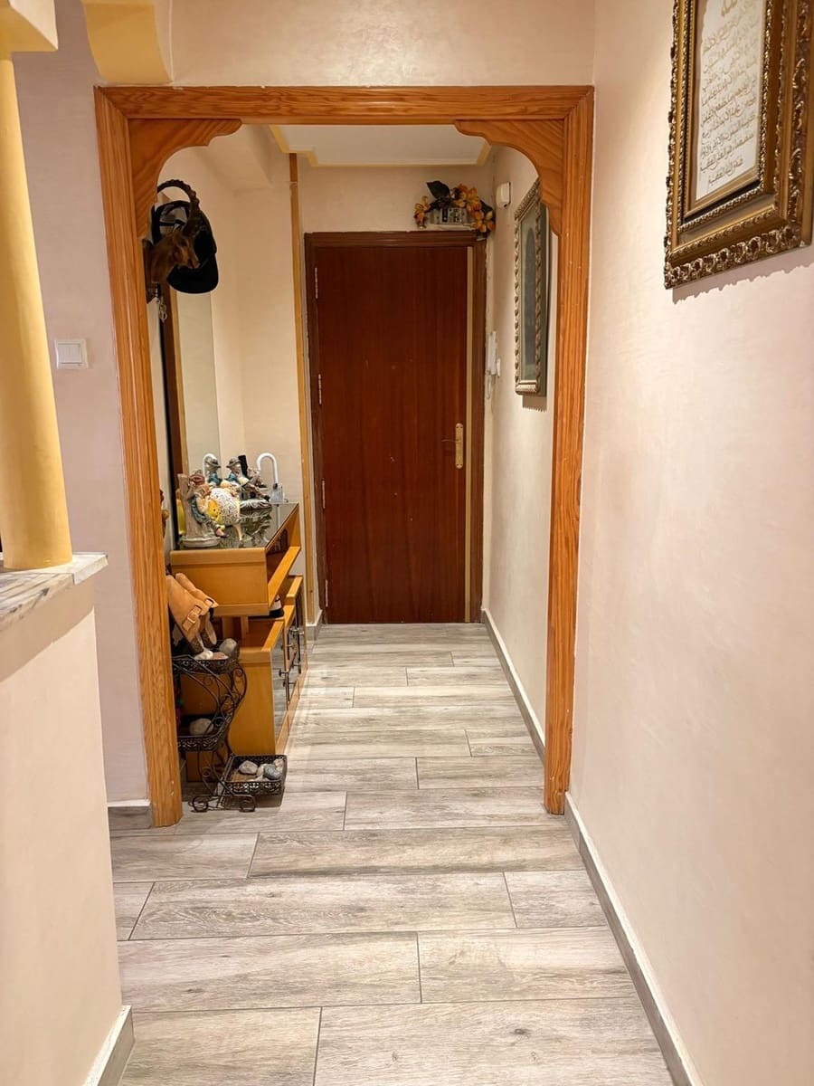4 soverom Leilighet til salgs i Elche / Elx - € 126 000 (Ref: 9831722)