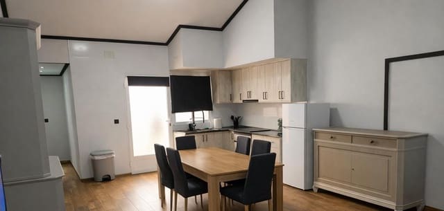 Casa de 3 habitaciones en Catral en venta - 187.900 € (Ref: 9836562)