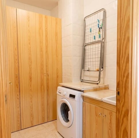 2 soveværelse Lejlighed til salg i Almoradí med garage - € 87.000 (Ref: 9846626)