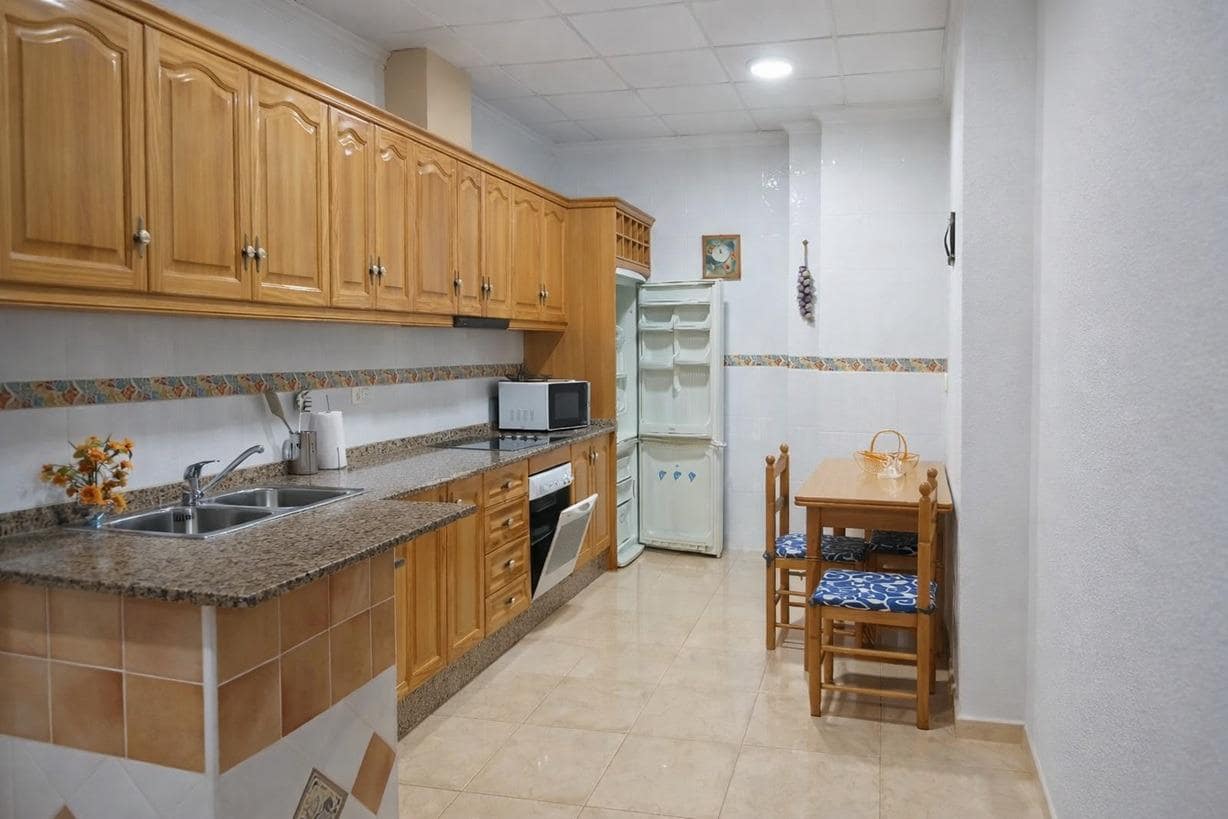 2 bedroom Apartment for sale in Almoradi with garage - € 87,000 (Ref: 9846626)