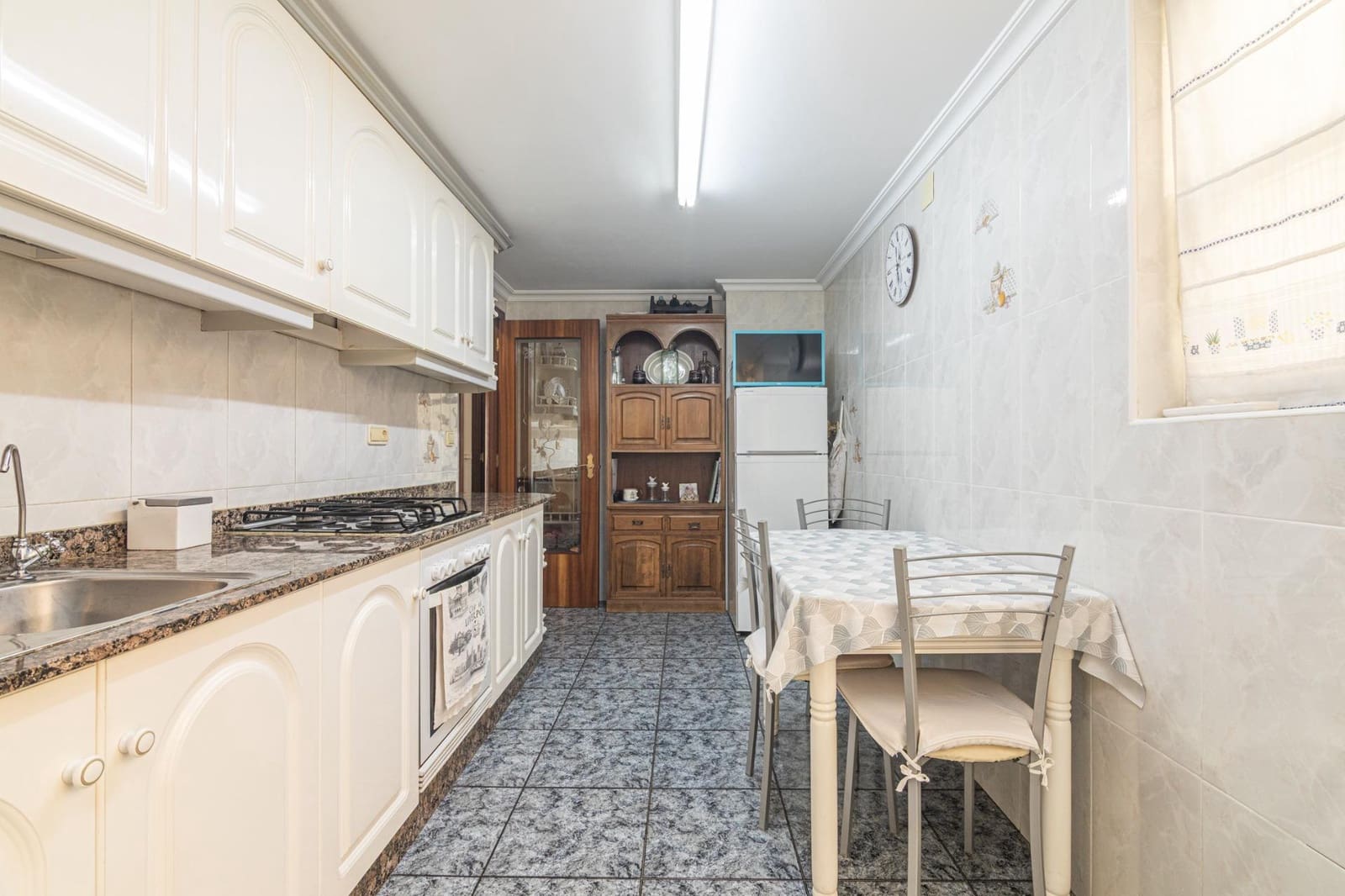 3 bedroom Flat for sale in Elche / Elx with garage - € 173,000 (Ref: 9860278)