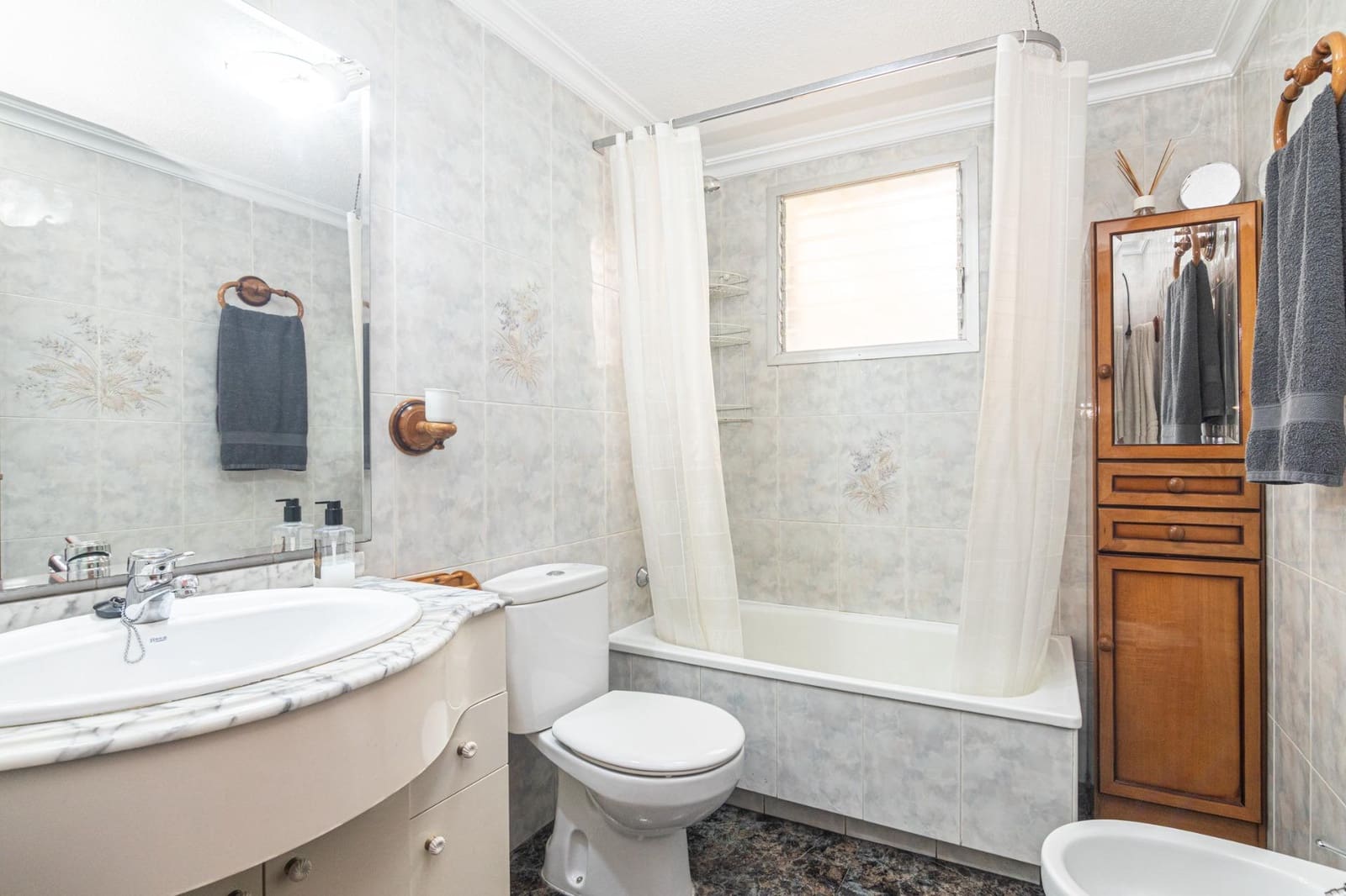 3 bedroom Flat for sale in Elche / Elx with garage - € 173,000 (Ref: 9860278)