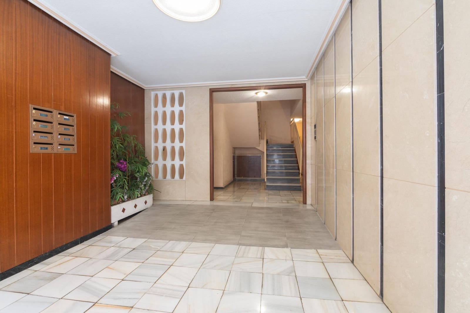 3 bedroom Flat for sale in Elche / Elx with garage - € 173,000 (Ref: 9860278)
