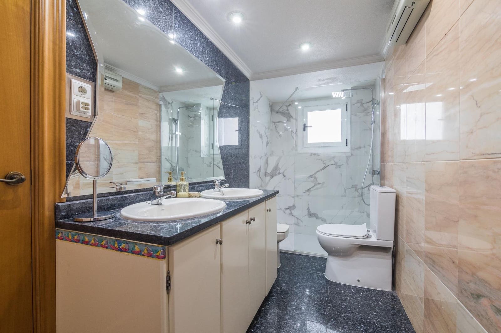 3 sypialnia Mieszkanie na sprzedaż w Elche / Elx z garażem - 235 000 € (Ref: 9882087)