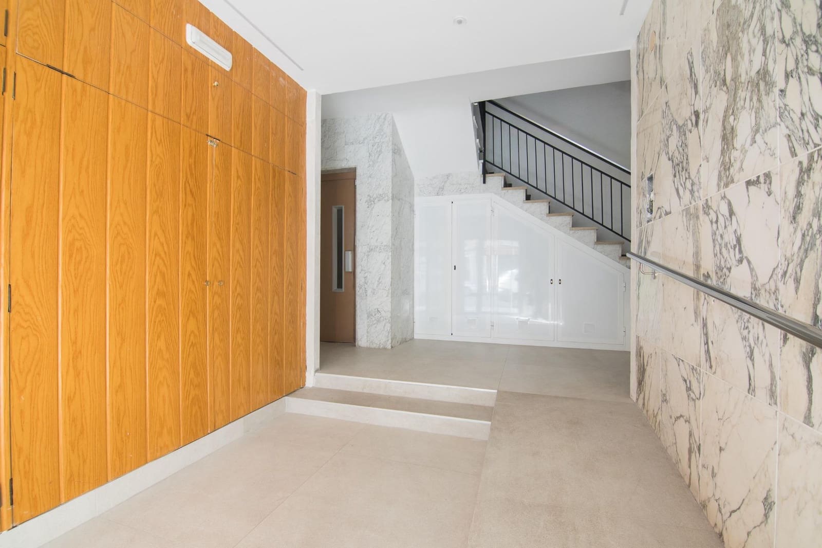 3 sypialnia Mieszkanie na sprzedaż w Elche / Elx z garażem - 235 000 € (Ref: 9882087)