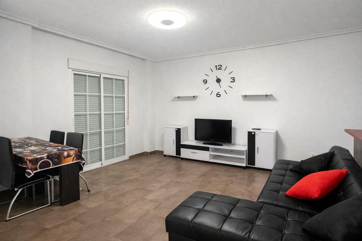 Apartamento de 2 habitaciones en Catral en venta con piscina - 97.000 € (Ref: 9890564)