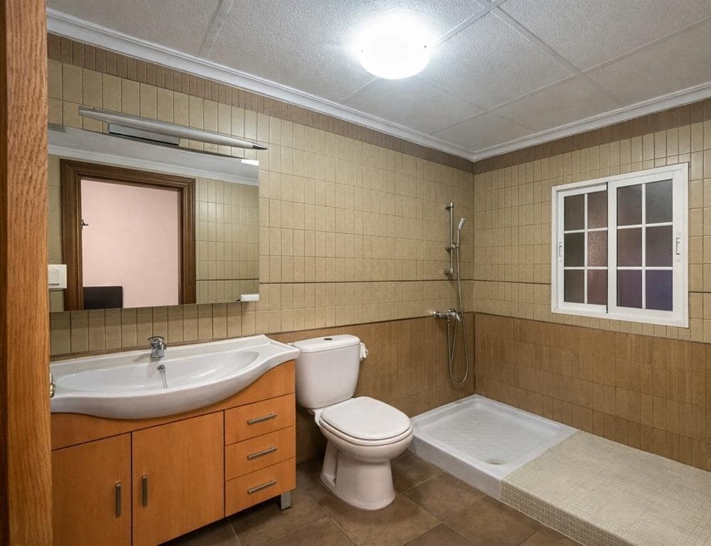 Apartamento de 2 habitaciones en Catral en venta con piscina - 97.000 € (Ref: 9890564)