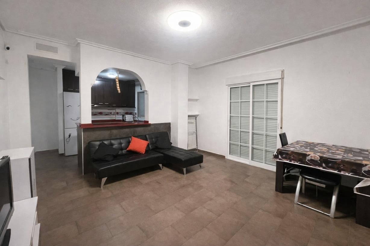 Apartamento de 2 habitaciones en Catral en venta con piscina - 97.000 € (Ref: 9890564)