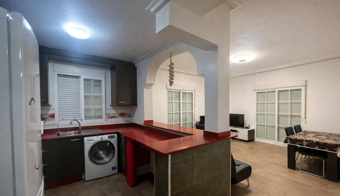 Apartamento de 2 habitaciones en Catral en venta con piscina - 97.000 € (Ref: 9890564)