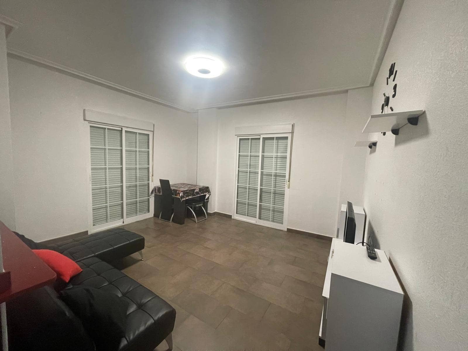 Apartamento de 2 habitaciones en Catral en venta con piscina - 97.000 € (Ref: 9890564)
