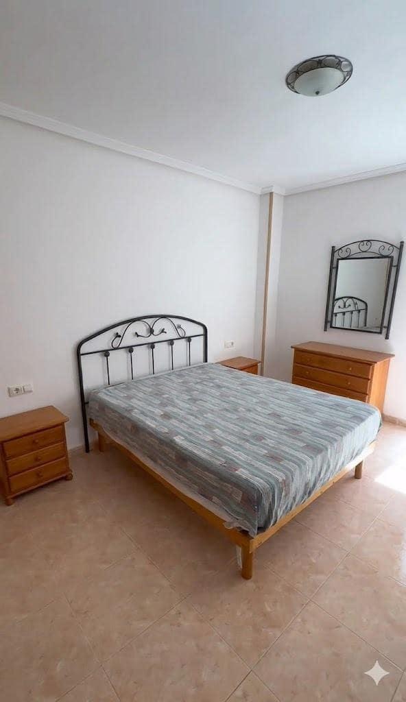 2 Zimmer Wohnung zu verkaufen in Torrevieja - 120.000 € (Ref: 9890565)
