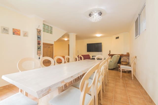 8 soveværelse Villa til salg i Jubalcoy / Jubalcoi, Elche / Elx med swimmingpool - € 630.000 (Ref: 9916042)