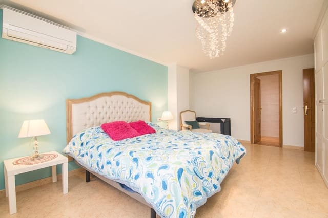 8 soveværelse Villa til salg i Jubalcoy / Jubalcoi, Elche / Elx med swimmingpool - € 630.000 (Ref: 9916042)