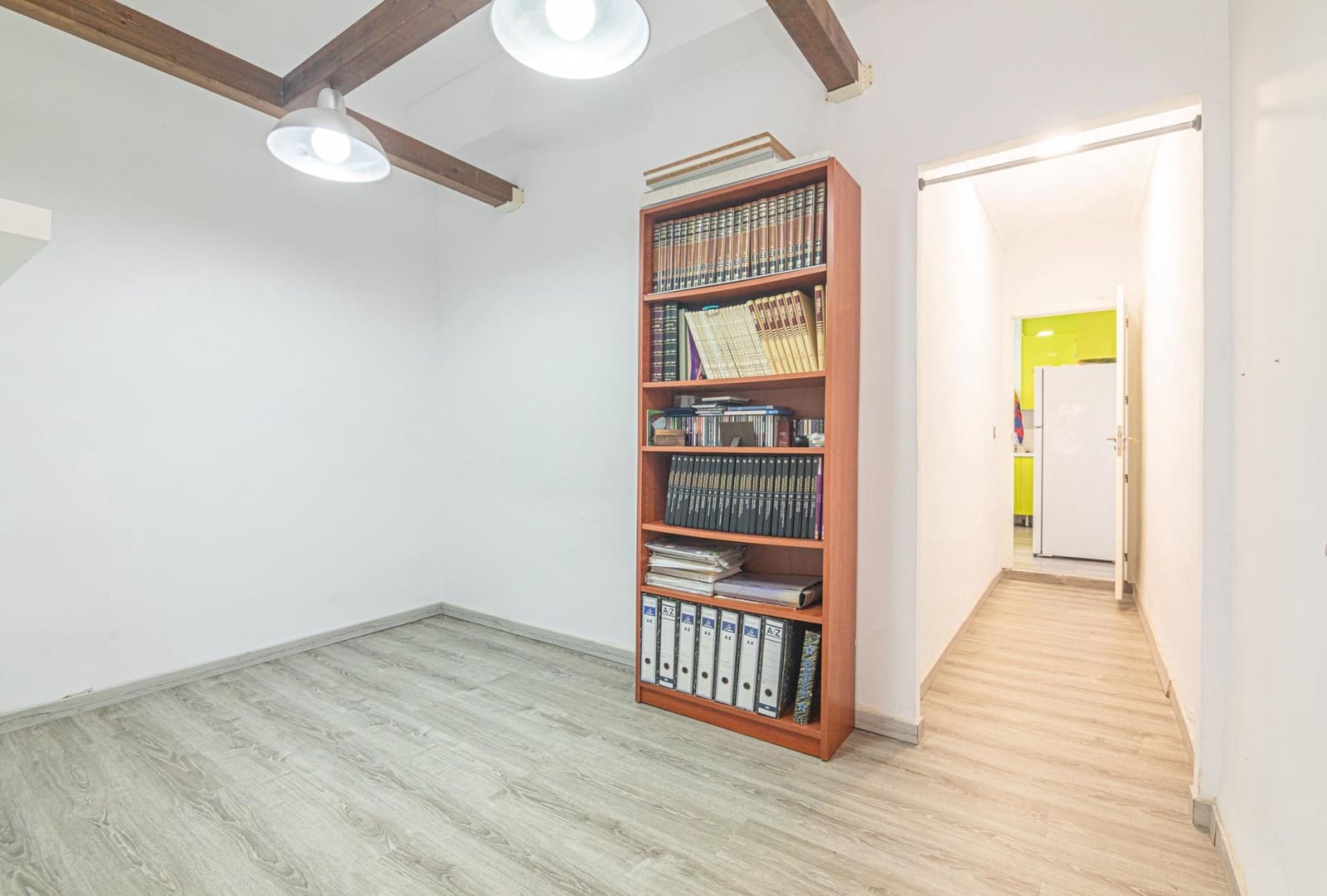 Commercial for sale in Elche / Elx - € 137,000 (Ref: 9965458)
