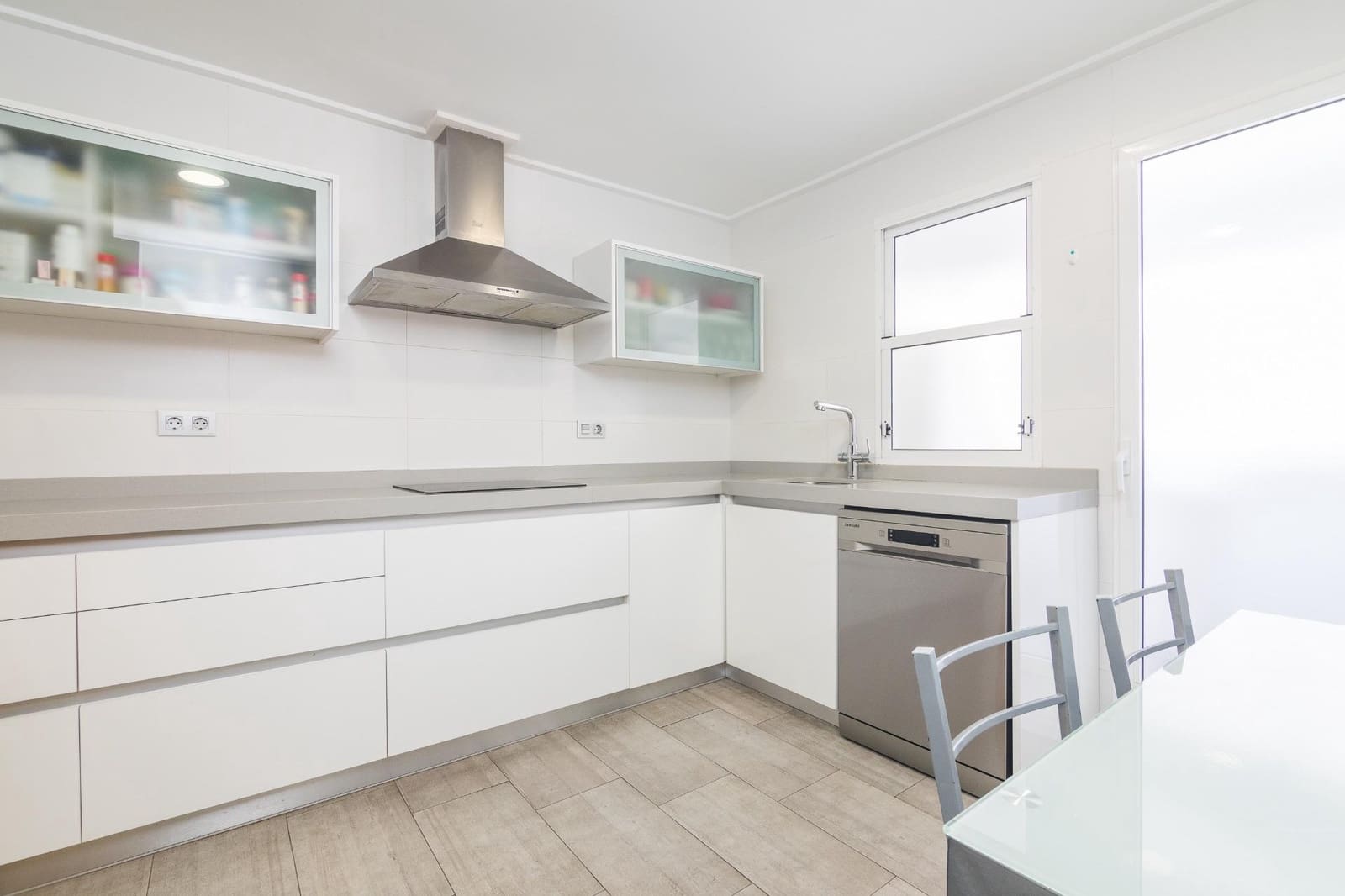 Piso de 3 habitaciones en Elche / Elx en venta con garaje - 209.900 € (Ref: 9979032)