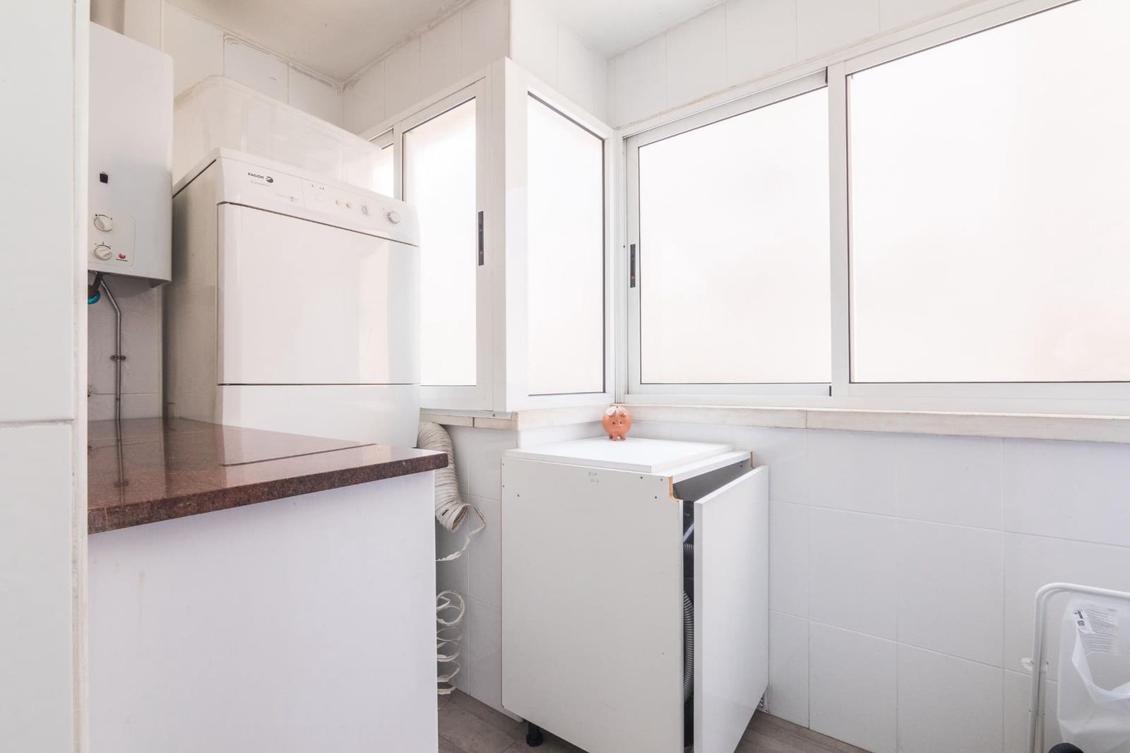 Piso de 3 habitaciones en Elche / Elx en venta con garaje - 209.900 € (Ref: 9979032)