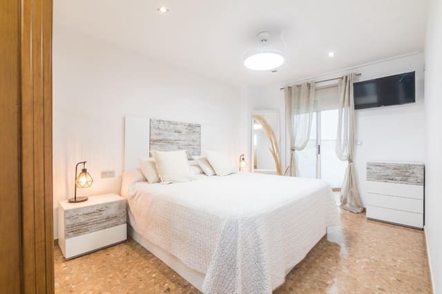 Piso de 3 habitaciones en Altabix, Elche / Elx en venta con garaje - 209.900 € (Ref: 9979032)
