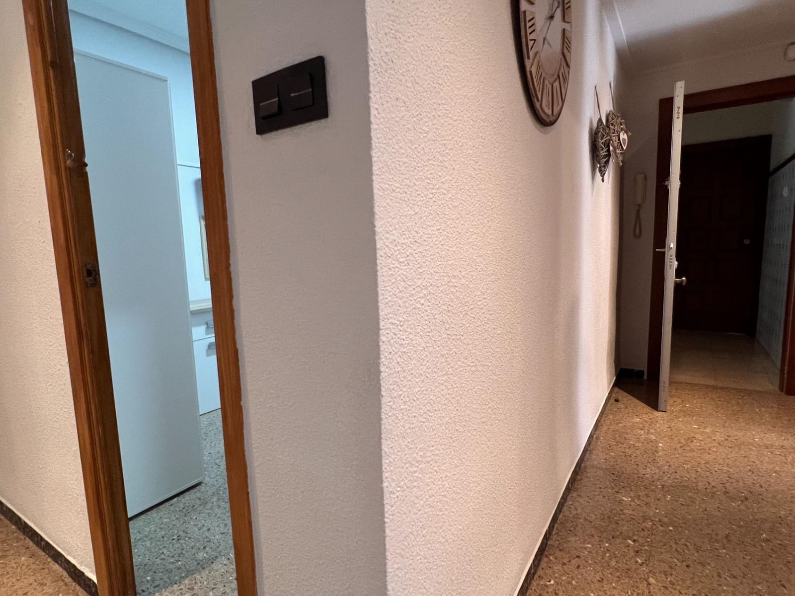 4 quarto Apartamento para arrendar em Elche / Elx - 1 200 € (Ref: 9983137)