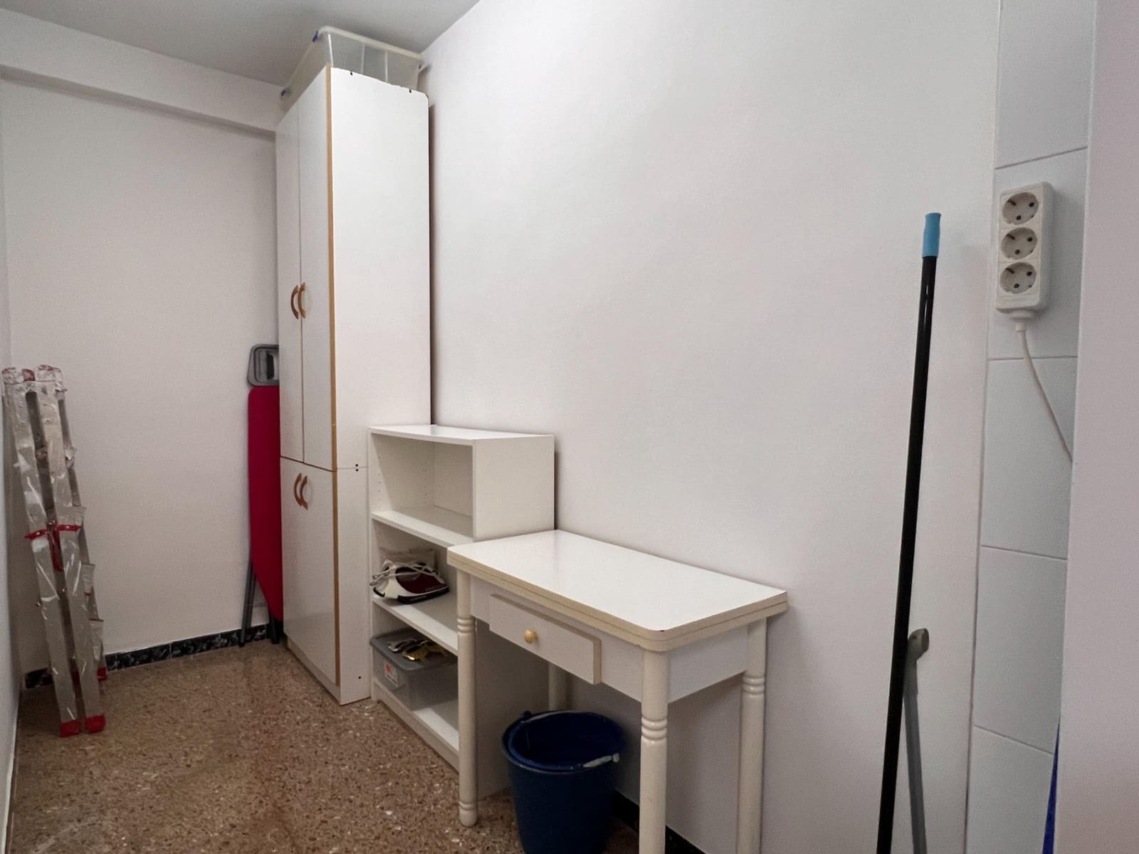 4 sypialnia Apartament do wynajęcia w Elche / Elx - 325 € (Ref: 9985121)