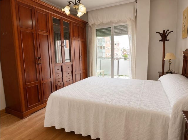 Appartement de 3 chambres à louer à Ciutat Esportiva, Elche / Elx avec piscine - 1 200 € (Ref: 9999695)