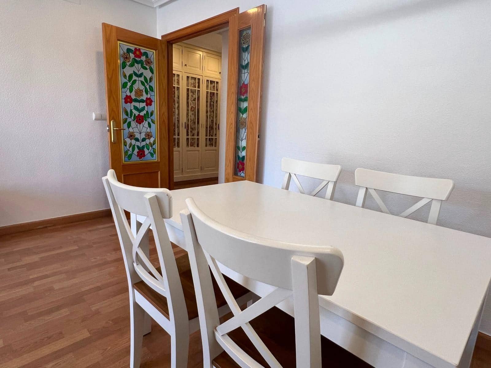 3 slaapkamer Flat te huur in Elche / Elx met zwembad - € 1.200 (Ref: 9999695)