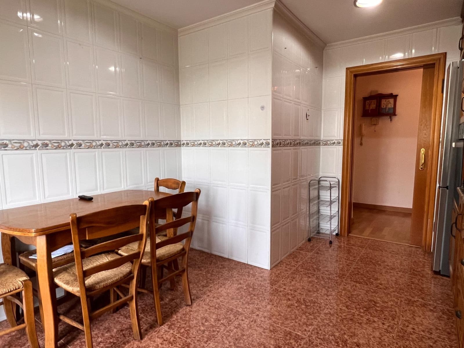 3 slaapkamer Flat te huur in Elche / Elx met zwembad - € 1.200 (Ref: 9999695)