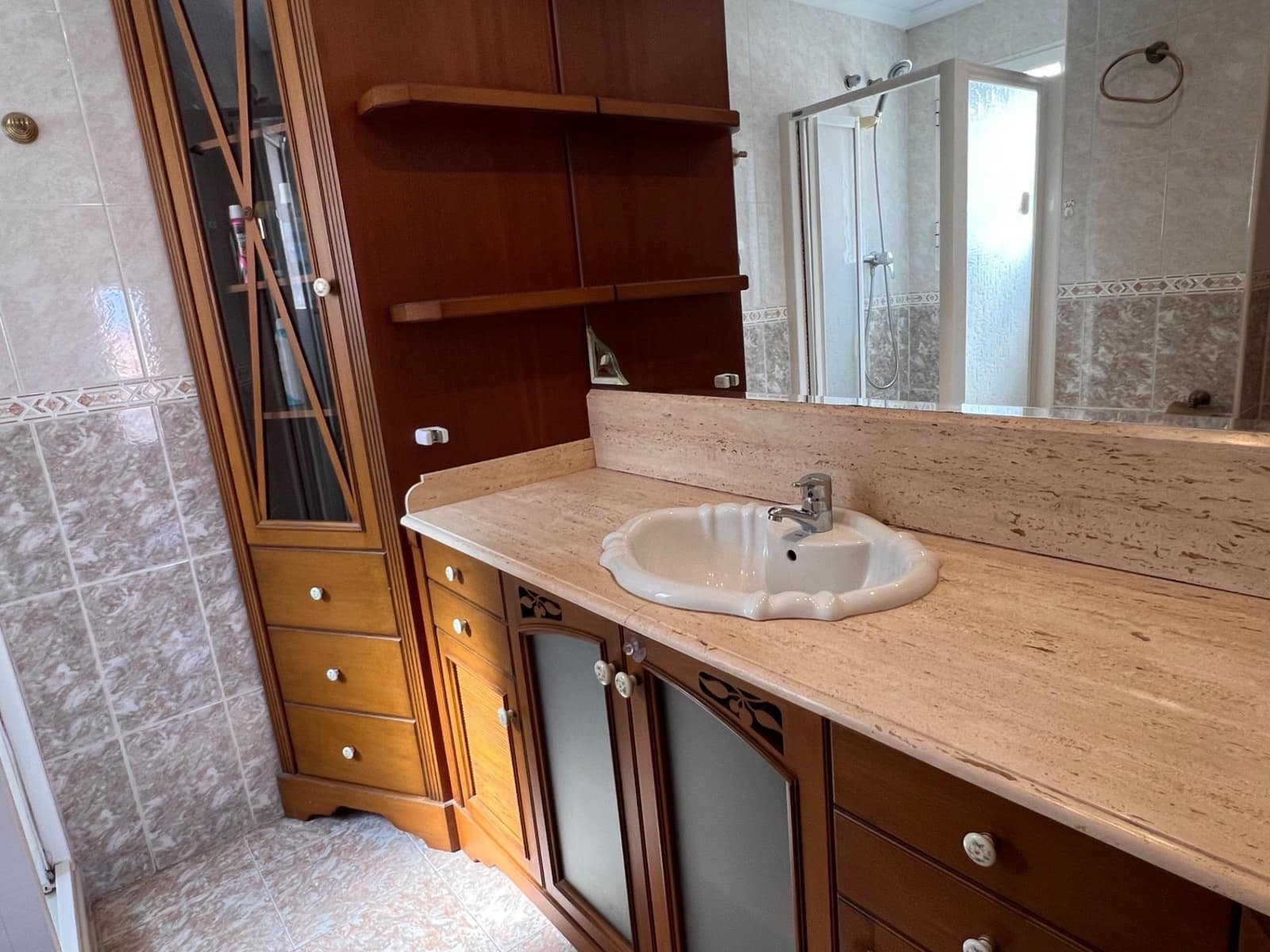 3 slaapkamer Flat te huur in Elche / Elx met zwembad - € 1.200 (Ref: 9999695)