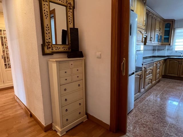 Appartement de 3 chambres à louer à Ciutat Esportiva, Elche / Elx avec piscine - 1 200 € (Ref: 9999695)