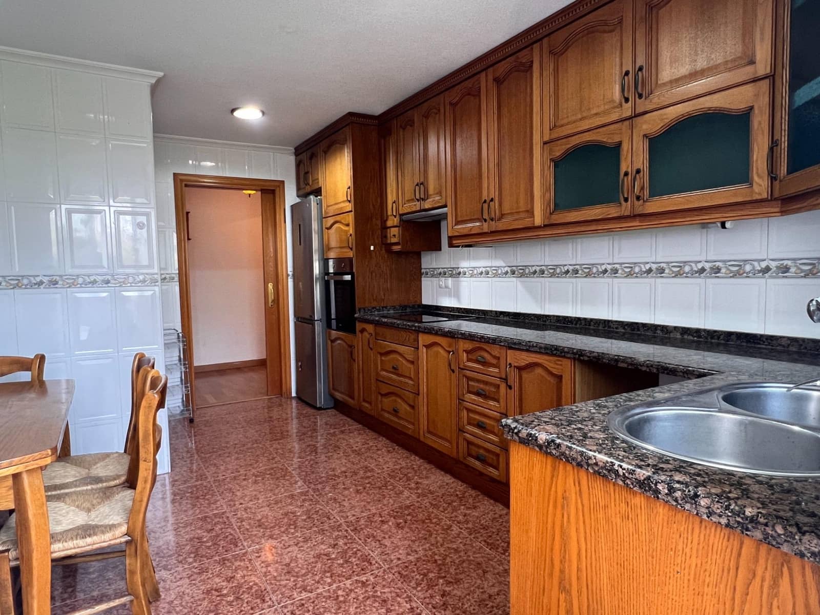 3 slaapkamer Flat te huur in Elche / Elx met zwembad - € 1.200 (Ref: 9999695)