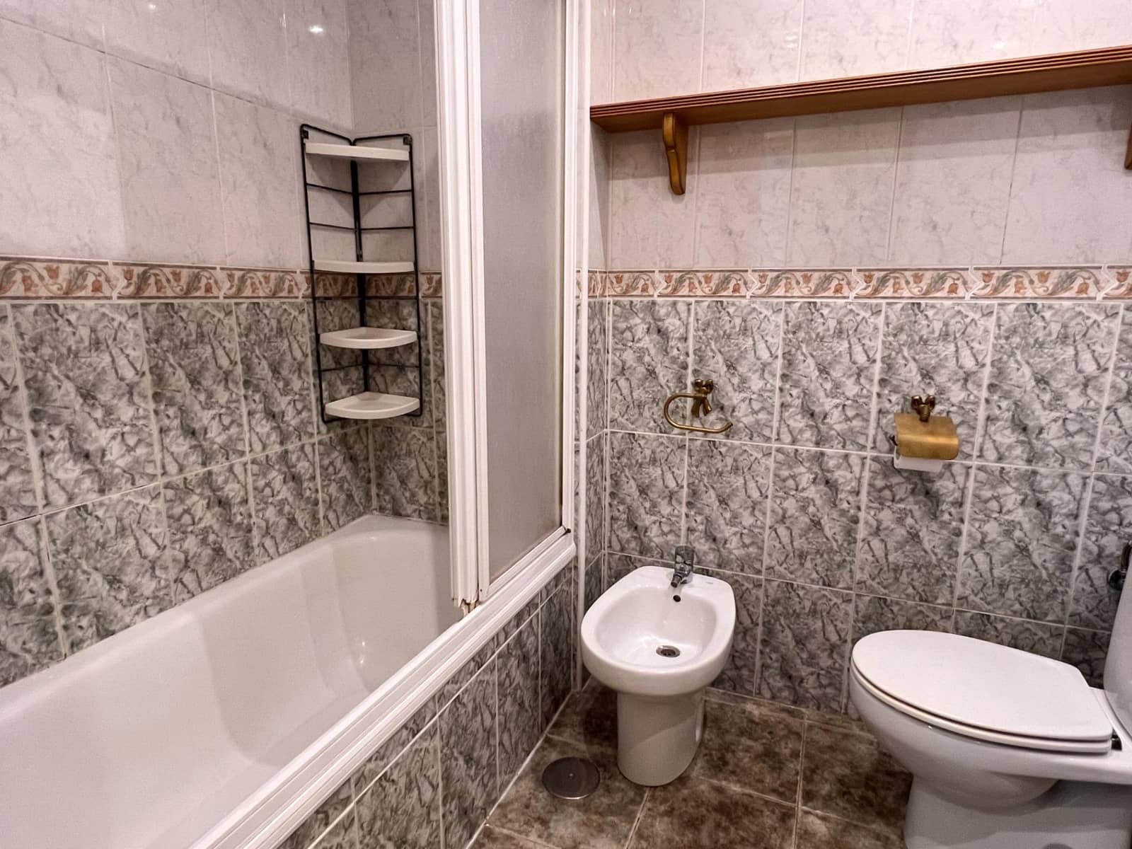 3 slaapkamer Flat te huur in Elche / Elx met zwembad - € 1.200 (Ref: 9999695)