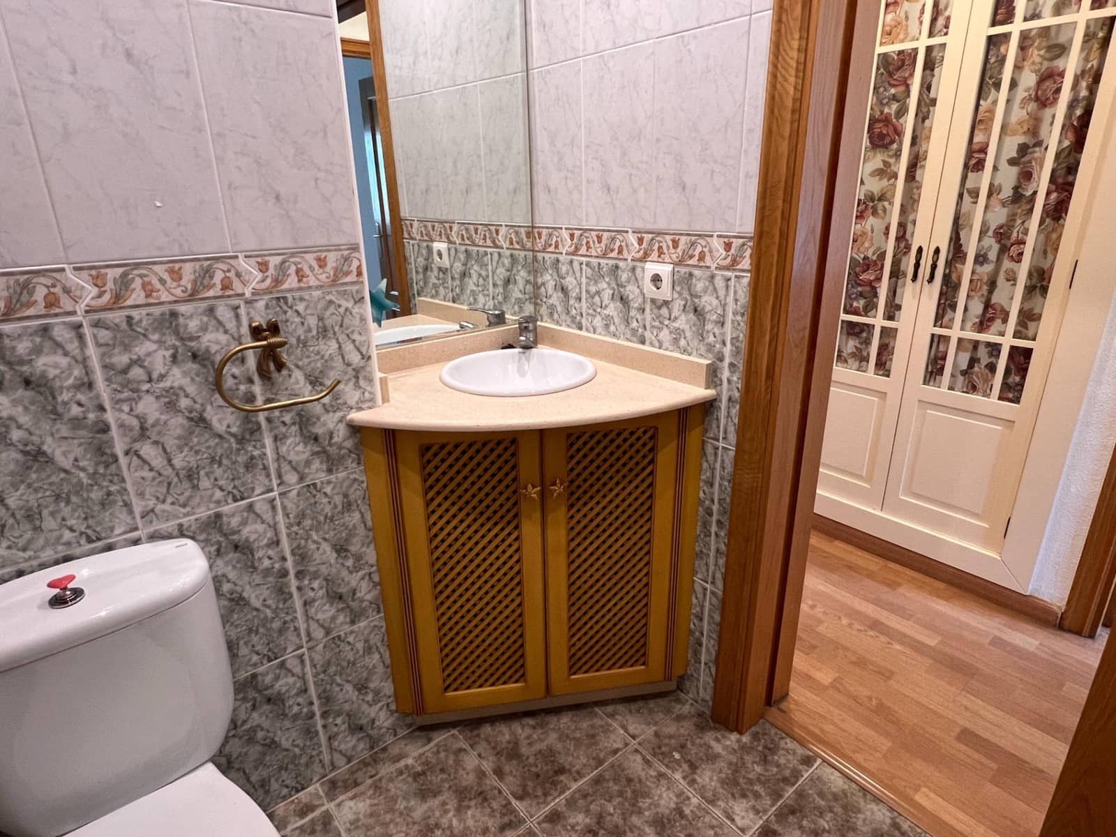 3 slaapkamer Flat te huur in Elche / Elx met zwembad - € 1.200 (Ref: 9999695)