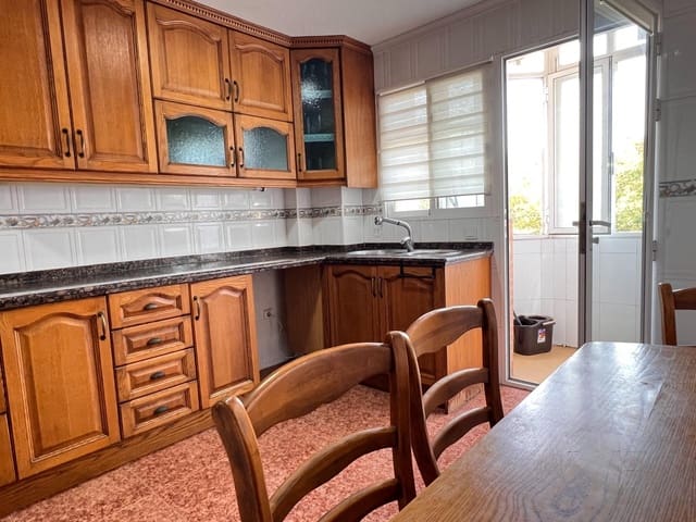 Appartement de 3 chambres à louer à Ciutat Esportiva, Elche / Elx avec piscine - 1 200 € (Ref: 9999695)