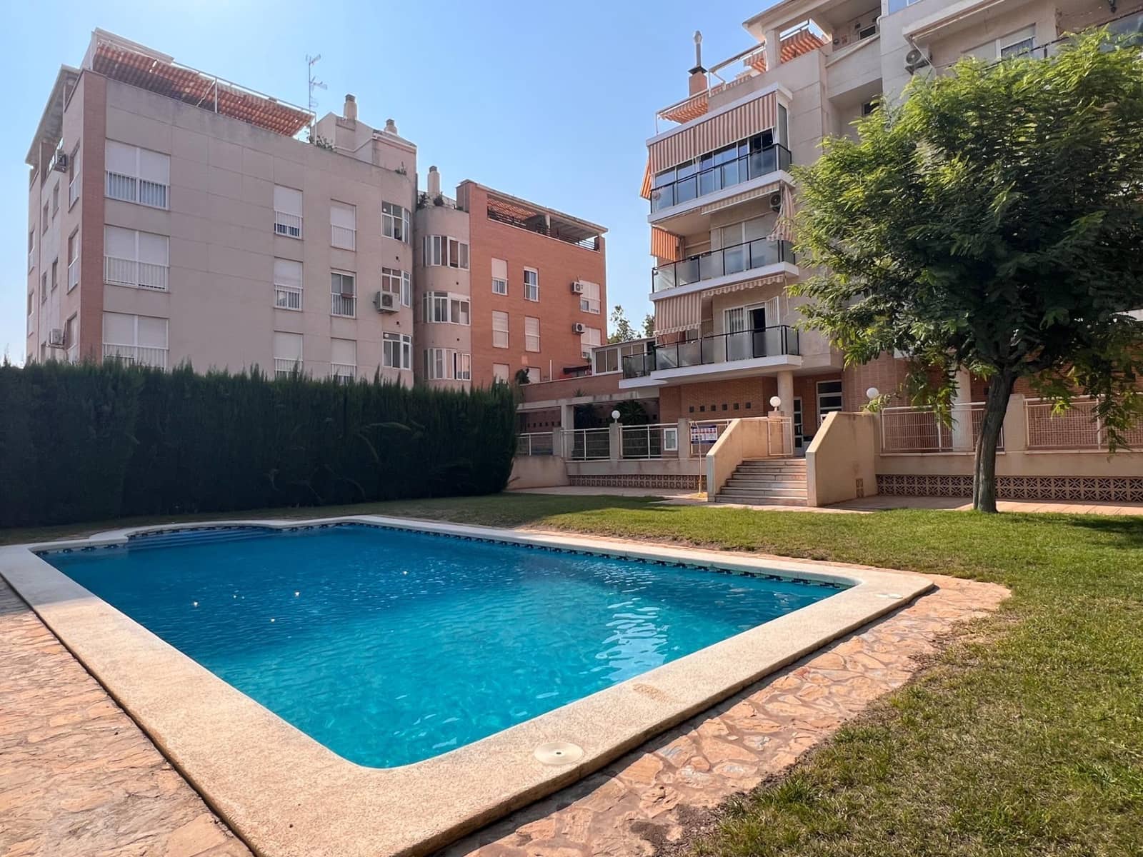 3 slaapkamer Flat te huur in Elche / Elx met zwembad - € 1.200 (Ref: 9999695)