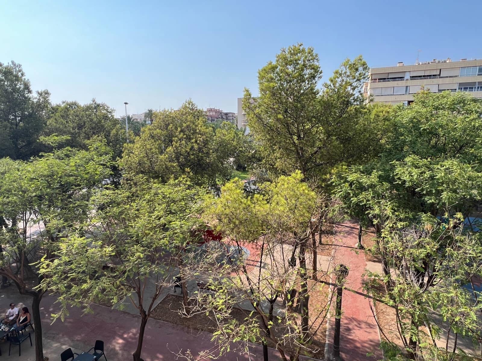 3 slaapkamer Flat te huur in Elche / Elx met zwembad - € 1.200 (Ref: 9999695)