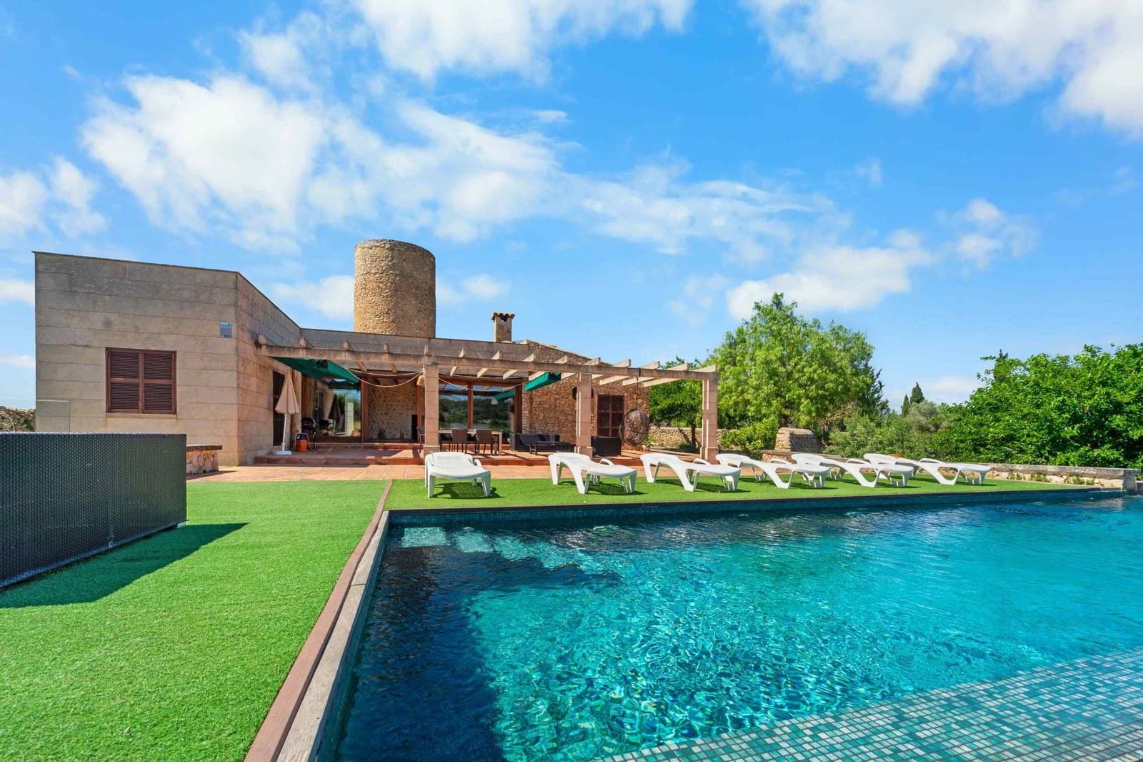 Finca/Casa Rural de 4 habitaciones en Felanitx en venta con piscina - 1.850.000 € (Ref: 10000161)