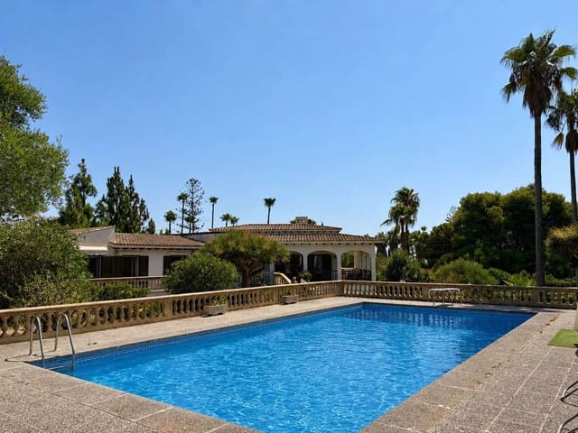 5 soveværelse Villa til salg i Portocristo / Port de Manacor, Manacor med swimmingpool - € 1.350.000 (Ref: 10004757)