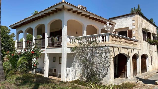 5 soveværelse Villa til salg i Portocristo / Port de Manacor, Manacor med swimmingpool - € 1.350.000 (Ref: 10004757)
