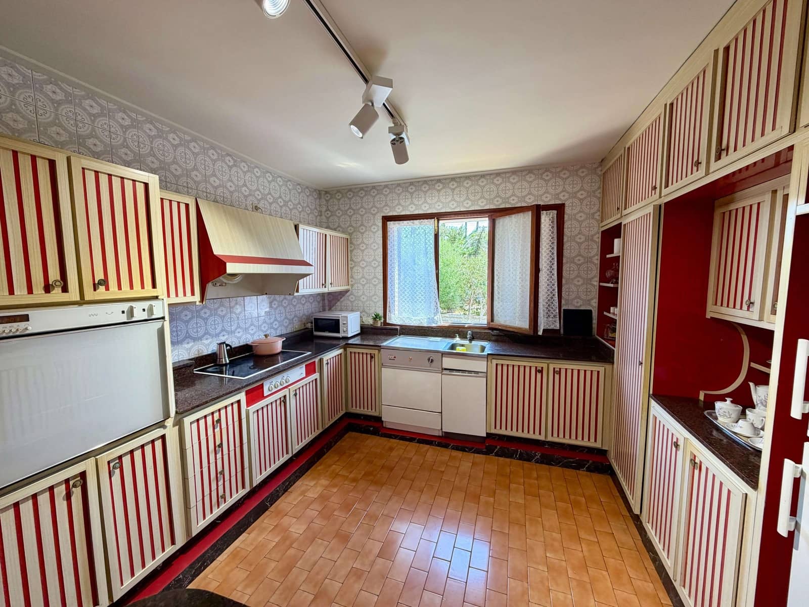 5 soveværelse Villa til salg i Portocristo / Port de Manacor med swimmingpool - € 1.350.000 (Ref: 10004757)
