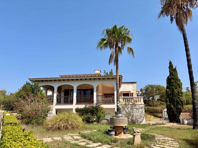 5 soveværelse Villa til salg i Portocristo / Port de Manacor, Manacor med swimmingpool - € 1.350.000 (Ref: 10004757)