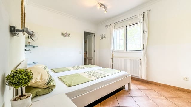 4 bedroom Apartment for sale in Peguera / Paguera, Calvià - € 890,000 (Ref: 10023027)