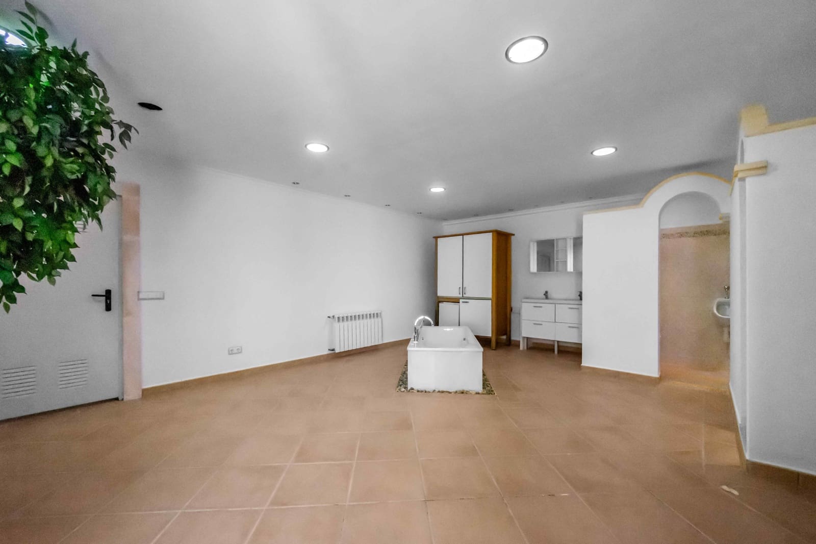 5 soveværelse Finca/Landehus til salg i Cala Murada med swimmingpool - € 2.950.000 (Ref: 10049870)