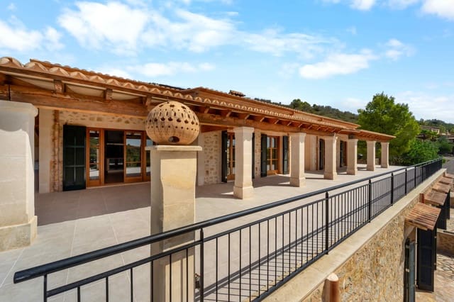 5 soveværelse Finca/Landehus til salg i Cala Murada, Manacor med swimmingpool - € 2.950.000 (Ref: 10049870)