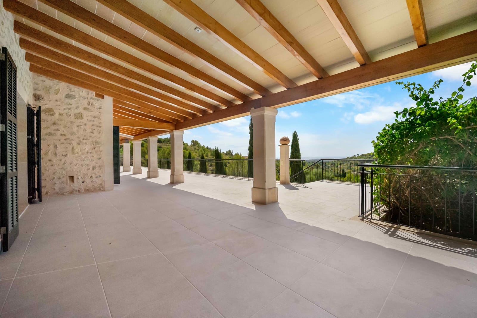 5 soveværelse Finca/Landehus til salg i Cala Murada med swimmingpool - € 2.950.000 (Ref: 10049870)
