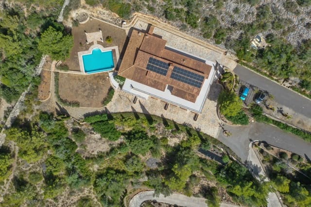 5 soverom Finca/Herregård til salgs i Cala Murada, Manacor med svømmebasseng - € 2 950 000 (Ref: 10049870)