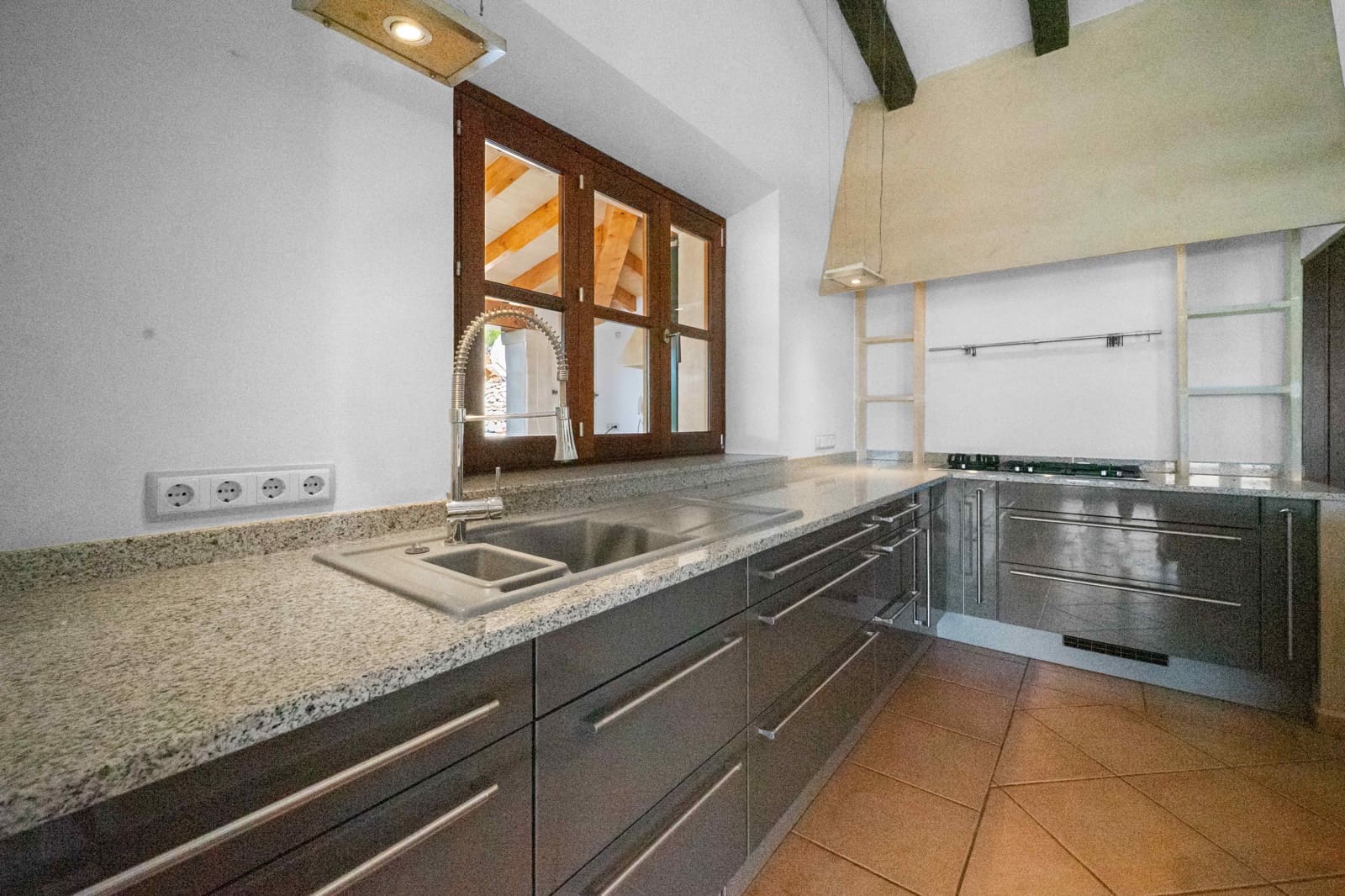 5 bedroom Finca/Country House for sale in Cala Murada with pool - € 2,950,000 (Ref: 10049870)